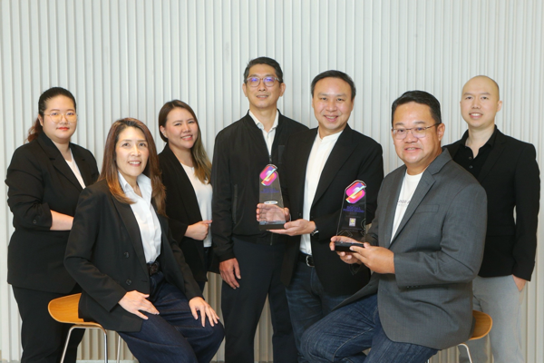 “กรุงศรี ออโต้” และ “คาร์ฟอร์แคช” ยืนหนึ่งแบรนด์ยอดนิยมบนโลกโซเชียล  รับ 2 รางวัล จากงาน 2025 Thailand’s Social Power Brand